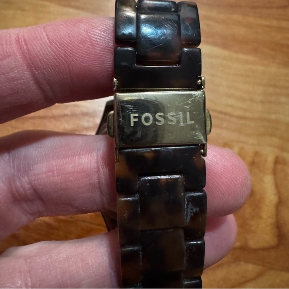 Fossil Womens Watch ES2795 Stella Quartz Gold Tone Faux Tortoise Shell 37mm Read - Picture 6 of 16